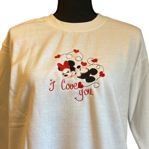 Valentines sweatshirt Mickey & Minnie NWOT